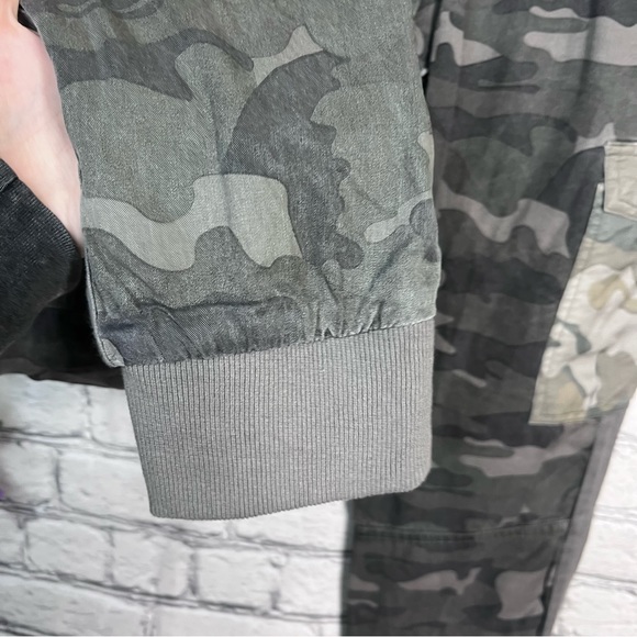 -Vintage Havana Chambray Camo Printed Jogger Pants Size Medium - Picture 7 of 14